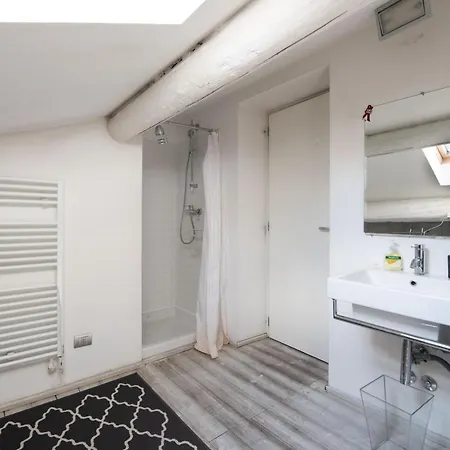 Stunning Floor Flat In The Heart Of Verona